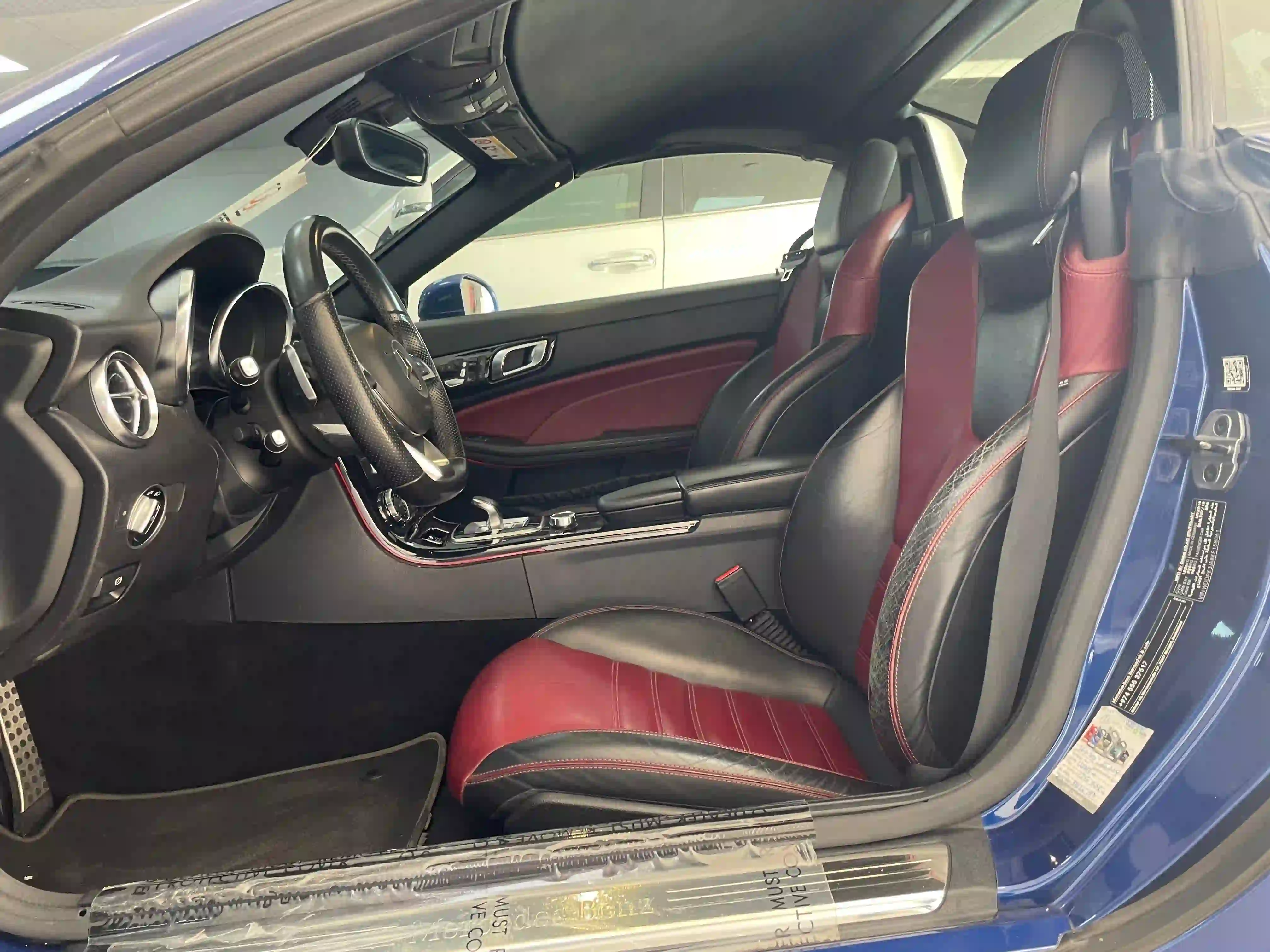 Mercedes-Benz SLC  300 2019 - Image 4