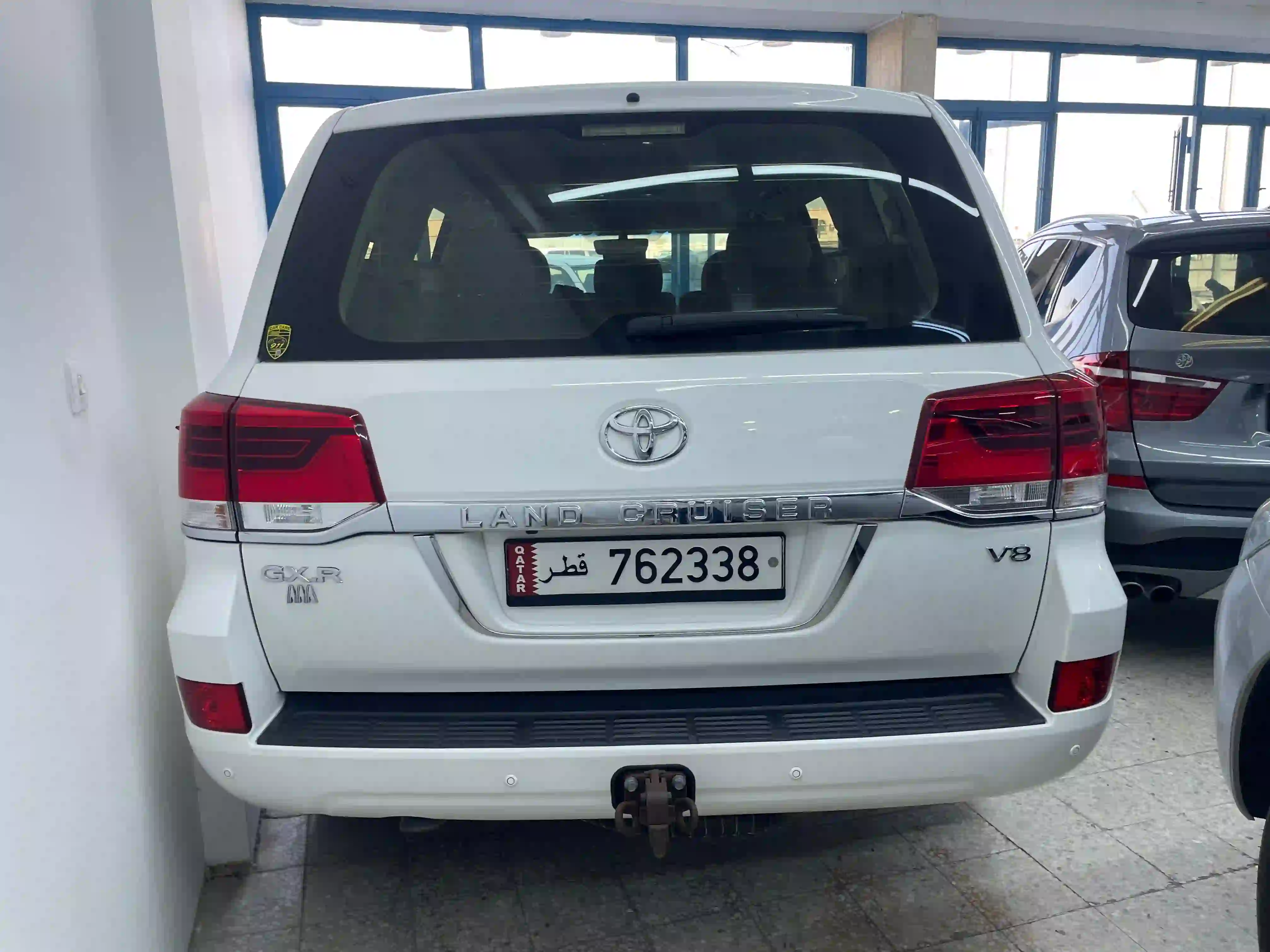 Toyota Land Cruiser GXR v8 2019 - Image 2