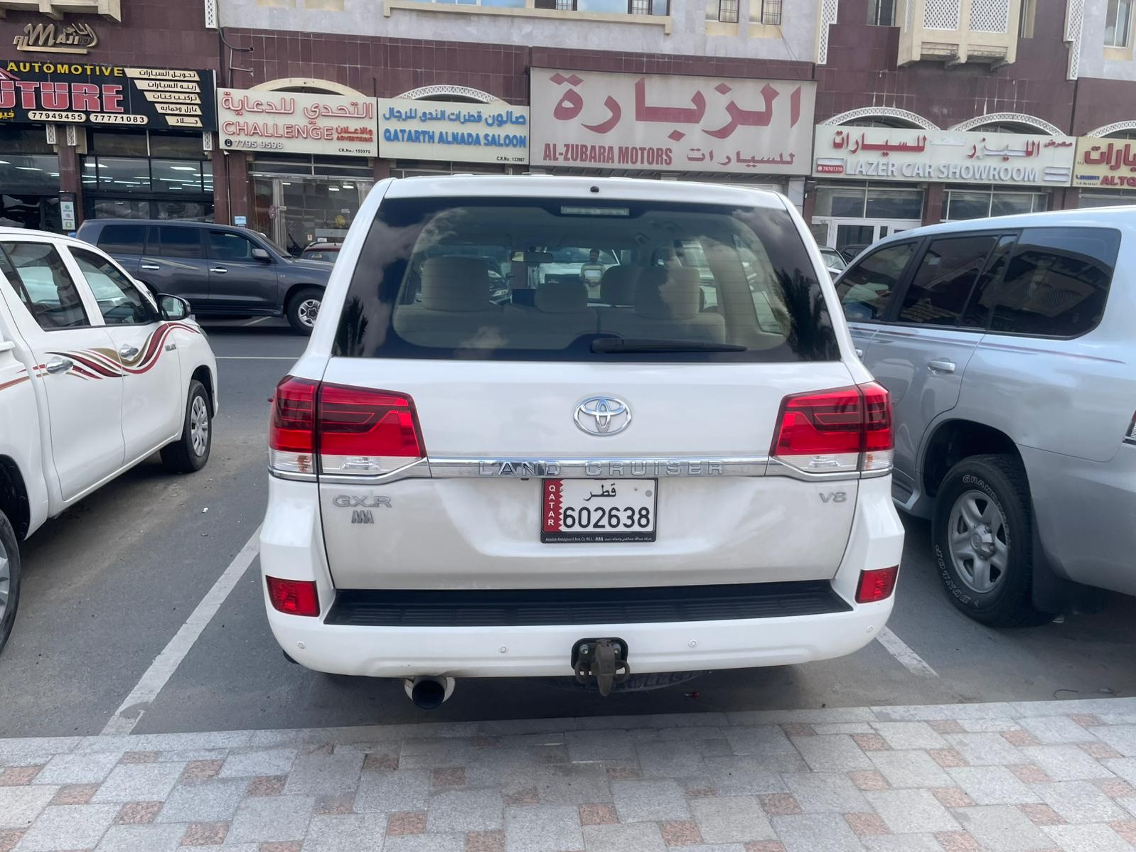 Toyota Land Cruiser GXR Diesel v8 2019 - Image 3