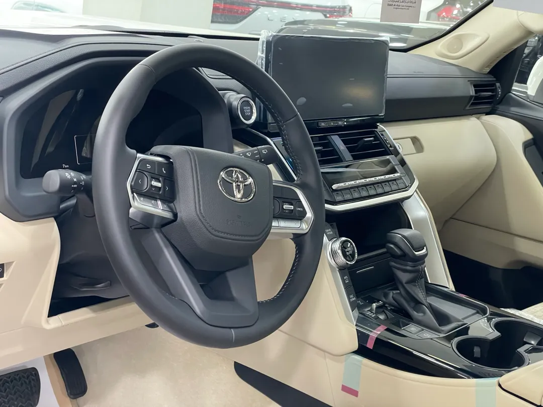 Toyota Land Cruiser GXR Twin Turbo 2026 - Image 4