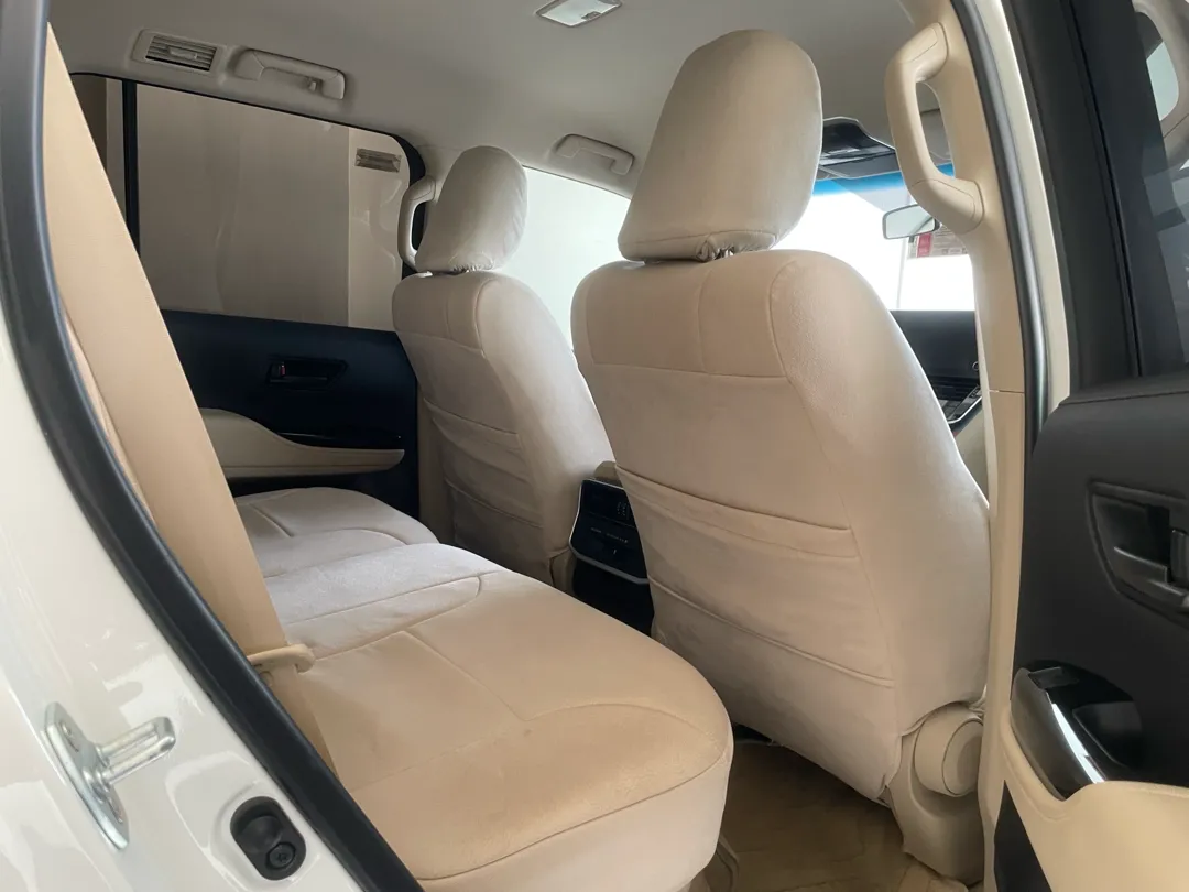 Toyota Land Cruiser G standard 2022 - Image 4