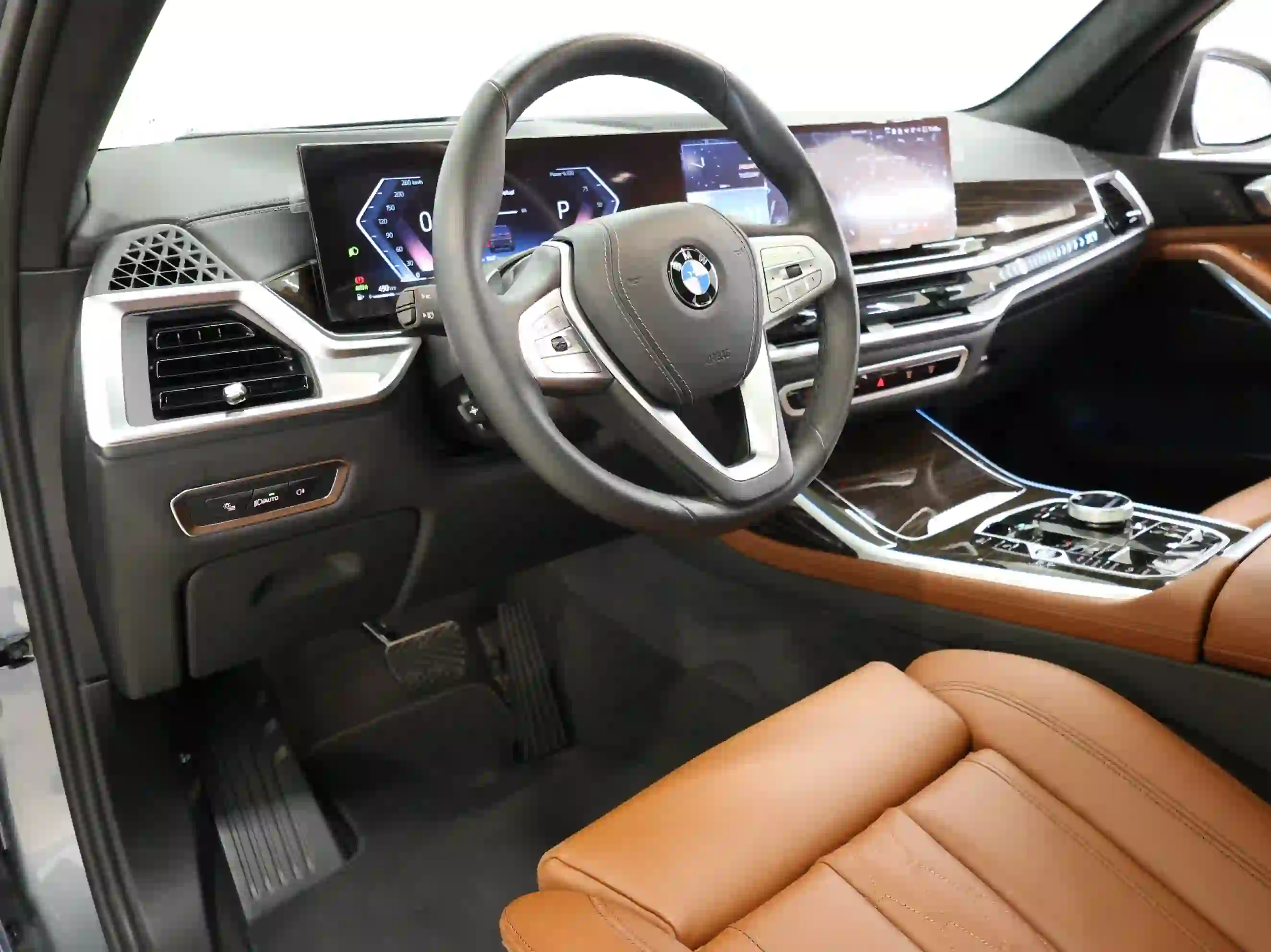 BMW X-Series X7 xDrive40i 2024 — photo 9 for sale in Qatar