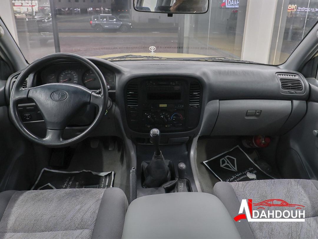 Toyota Land Cruiser GX 1999 - Image 3