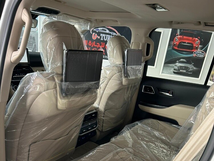 Toyota Land Cruiser VXR Twin Turbo 2025 - Image 2