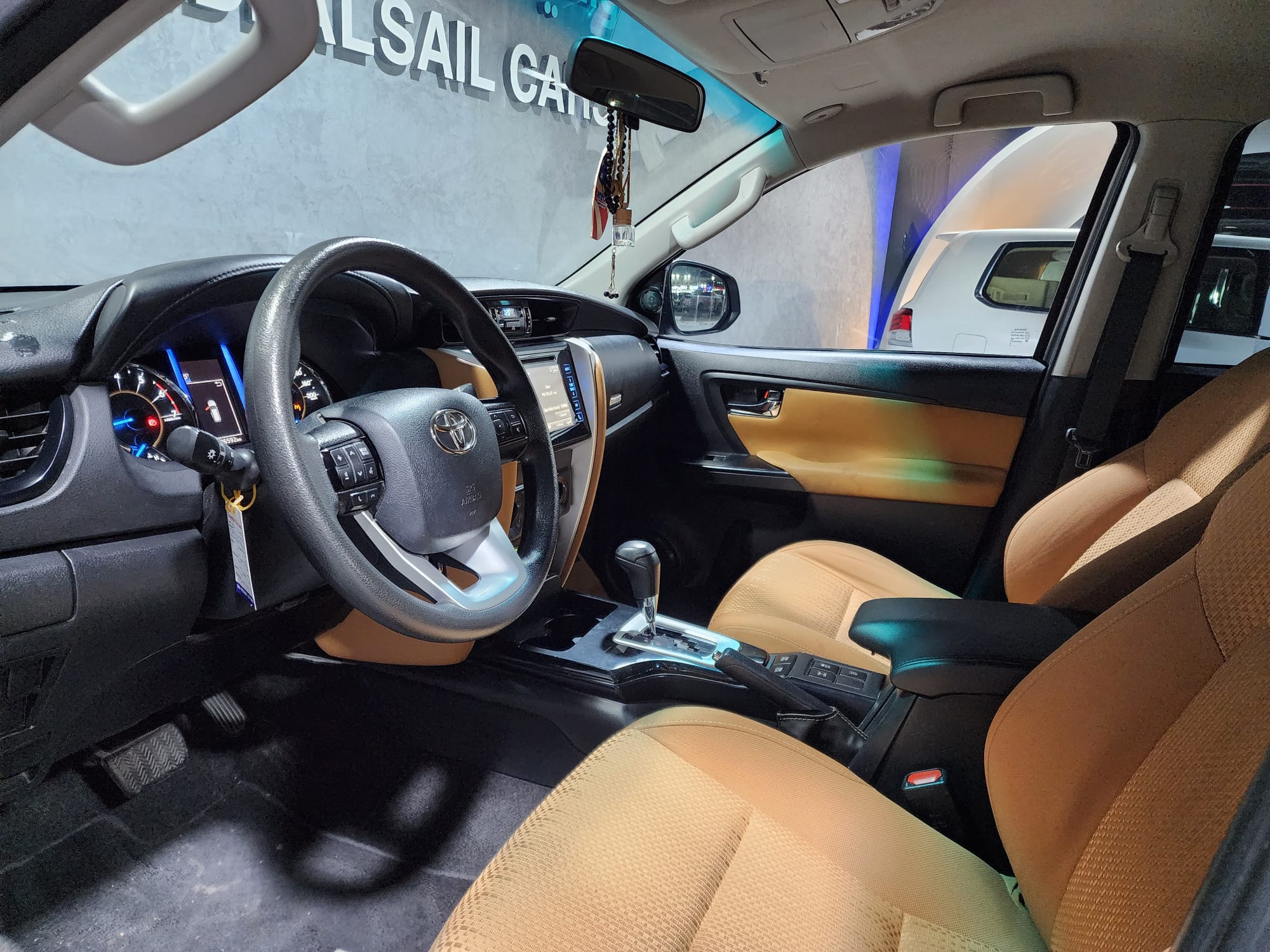 Toyota Fortuner 2020 - Image 4