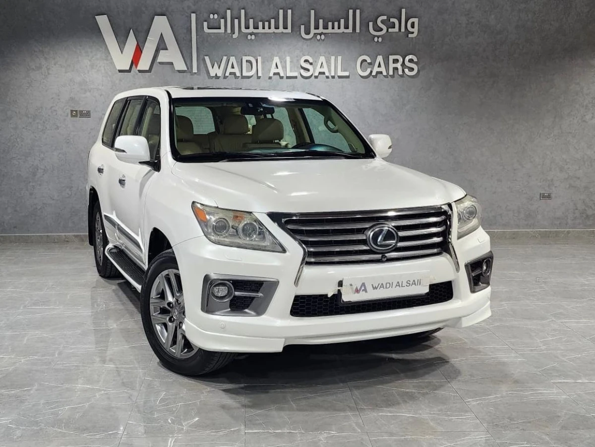 Lexus LX 570 2015