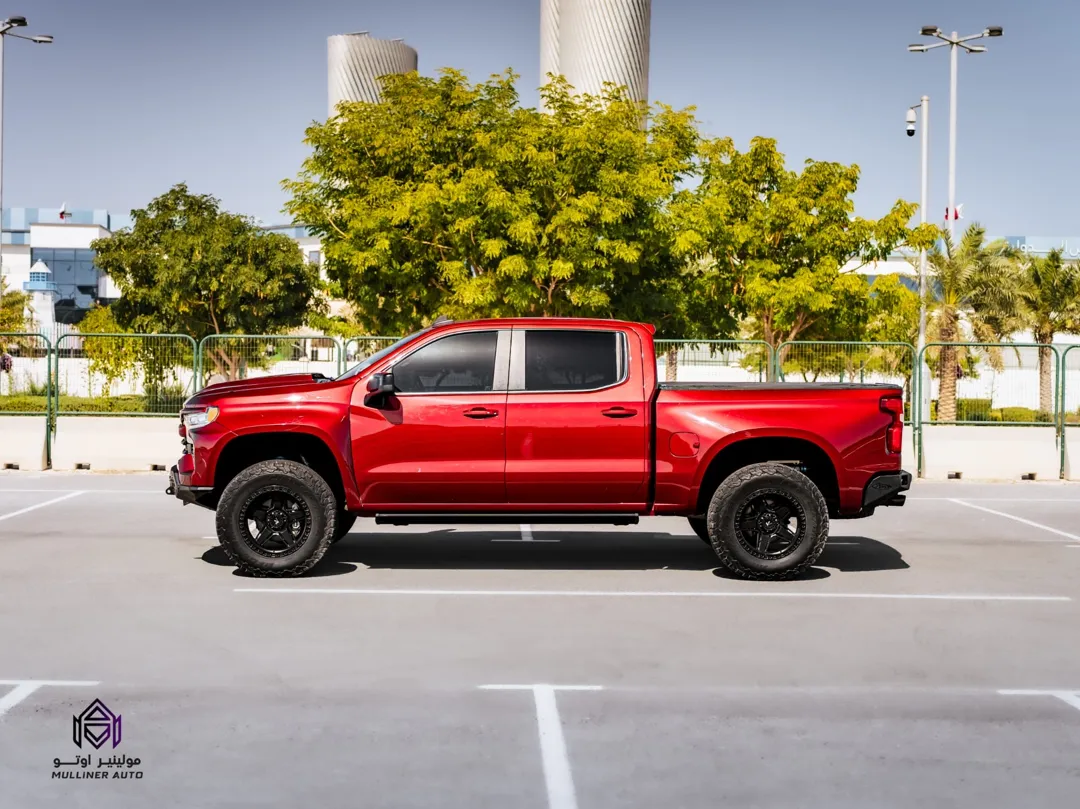 Chevrolet Silverado RST 2022 - Image 3