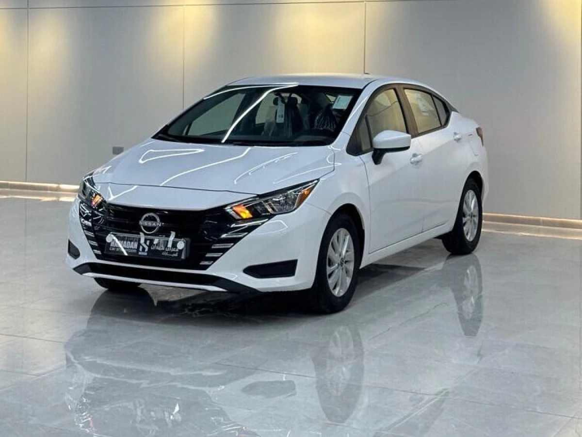 Nissan Sunny 2024