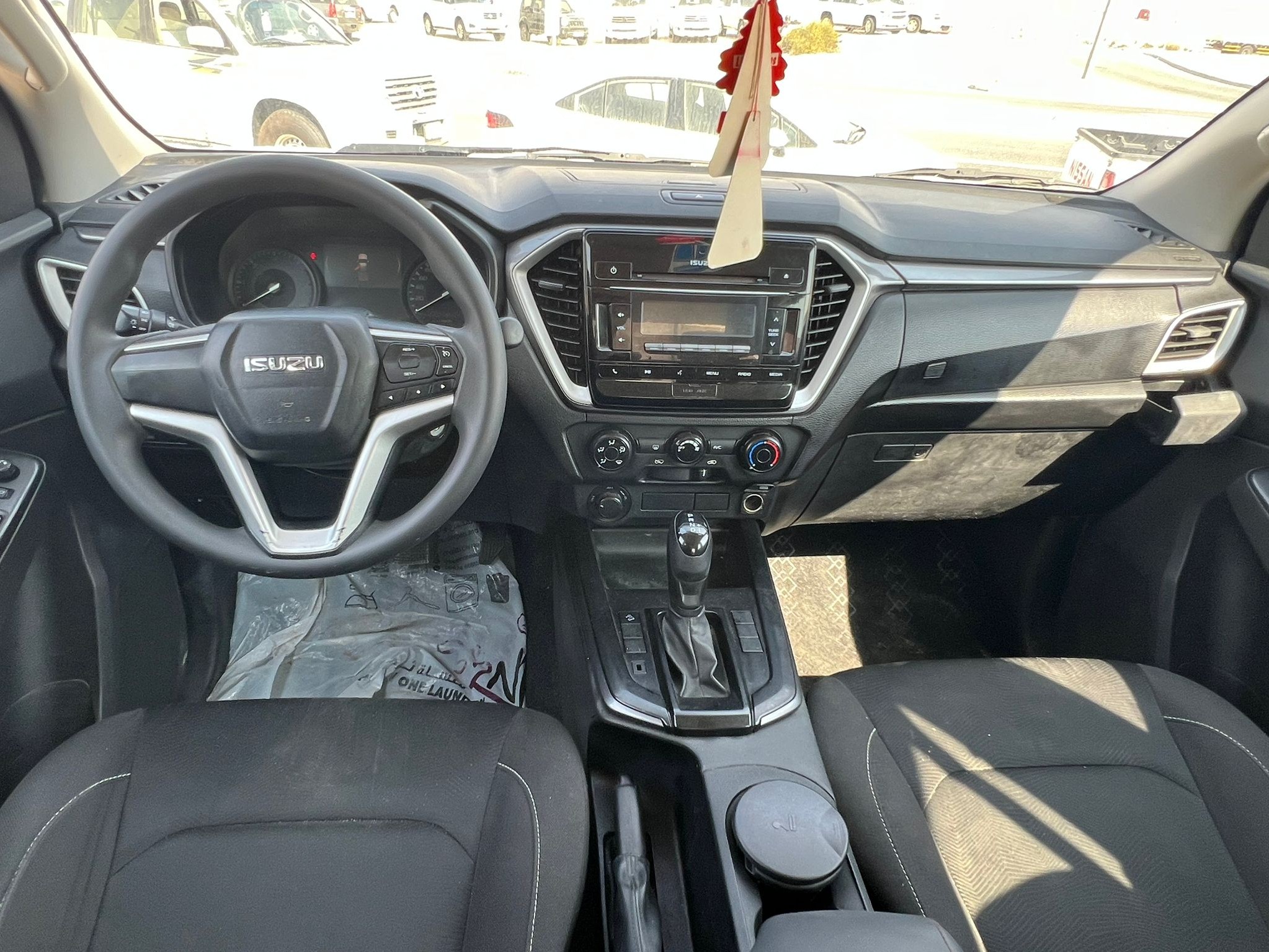 ISUZU D'max Diesel 2022 - Image 4