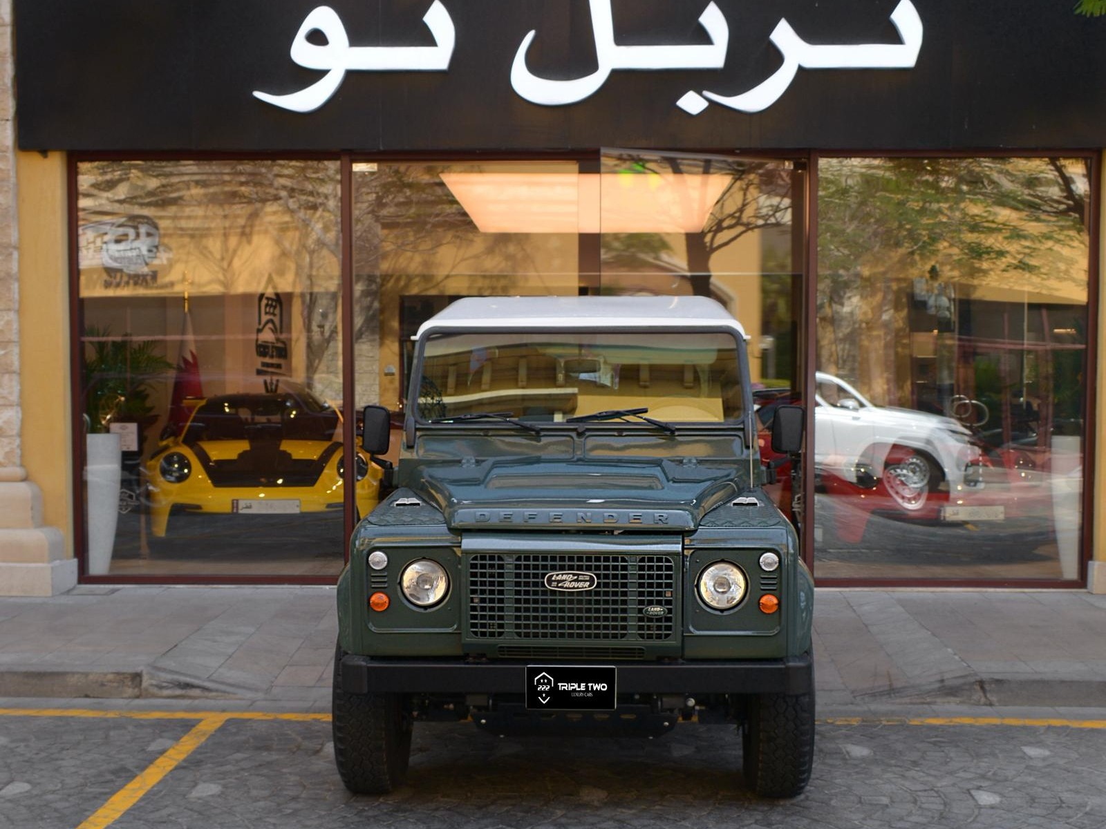 Land Rover Defender 90 2012 - Image 3