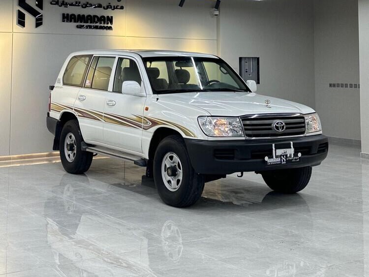 Toyota Land Cruiser GX 2006 - Image 2