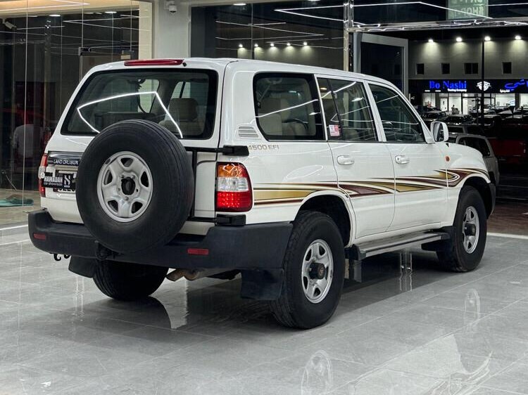 Toyota Land Cruiser GX 2006 - Image 3