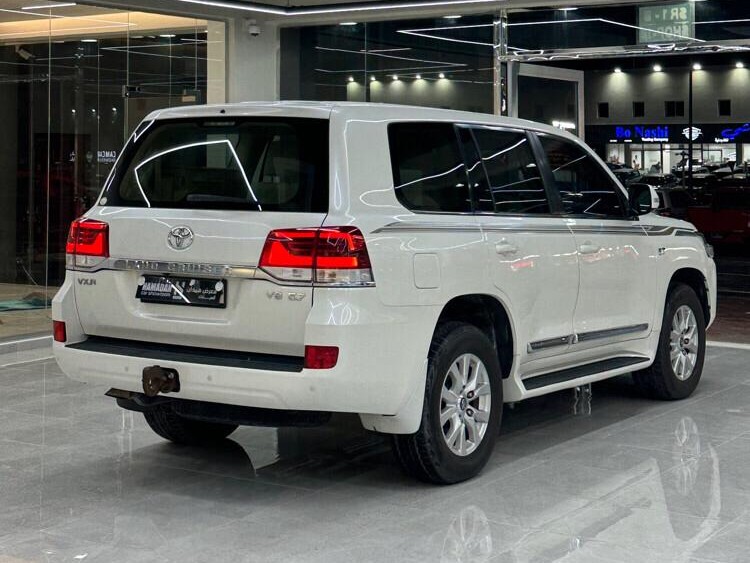 Toyota Land Cruiser VX.R 2017 - Image 4