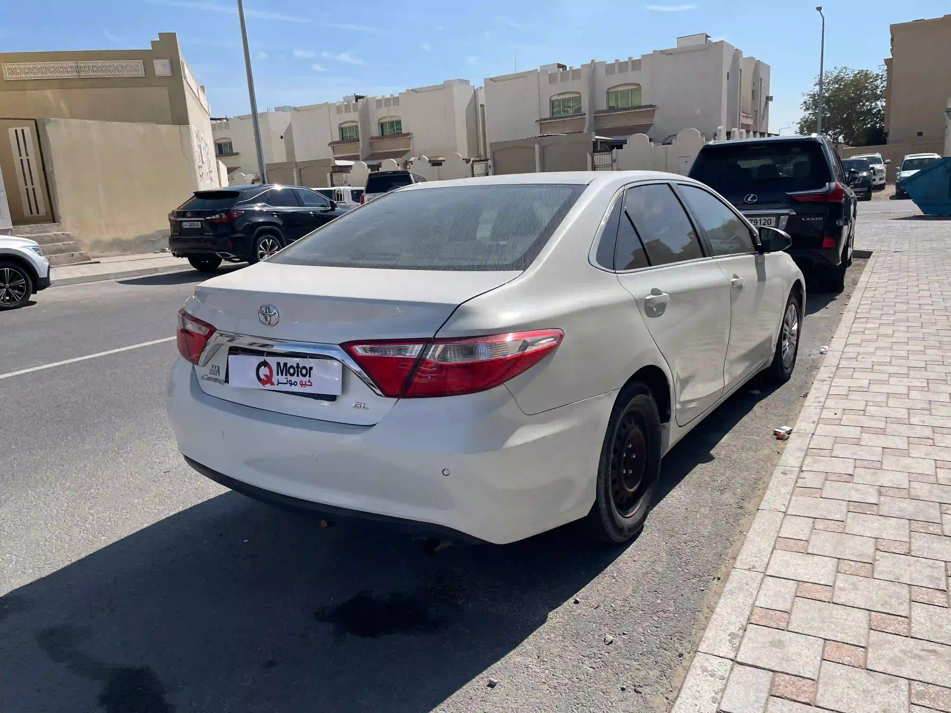 Toyota Camry 2016 - Image 2