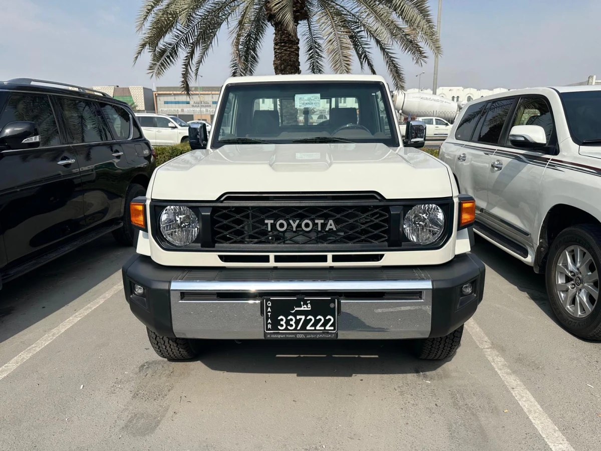 Toyota Land Cruiser LX 2025
