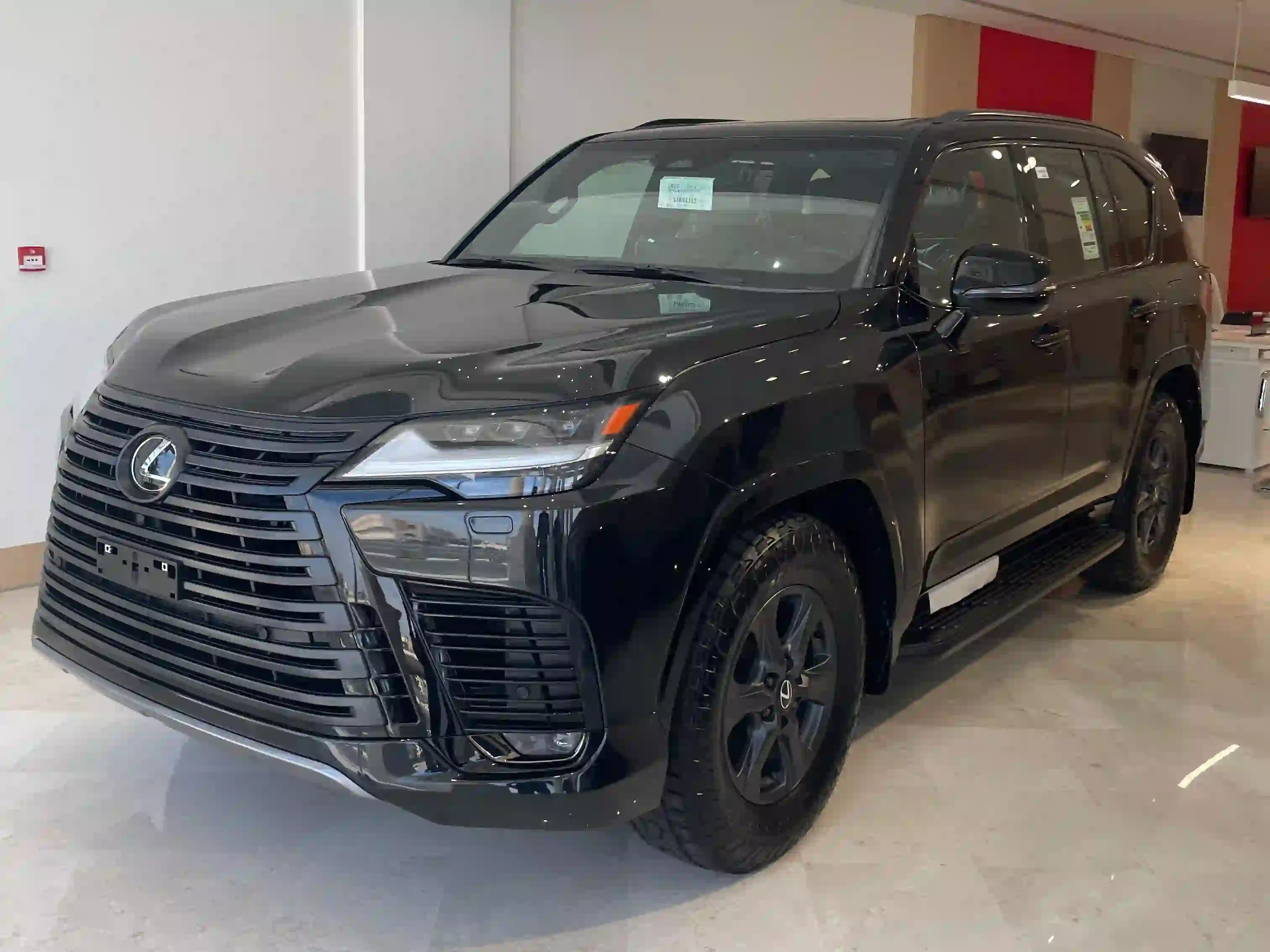 Lexus LX 600 OVERTRAIL 2025 - Image 1