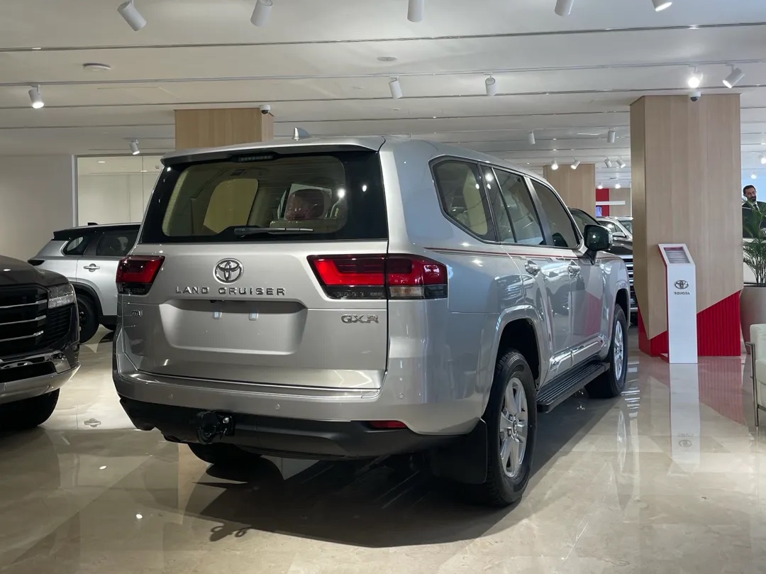 Toyota Land Cruiser GX.R 2026 - Image 2