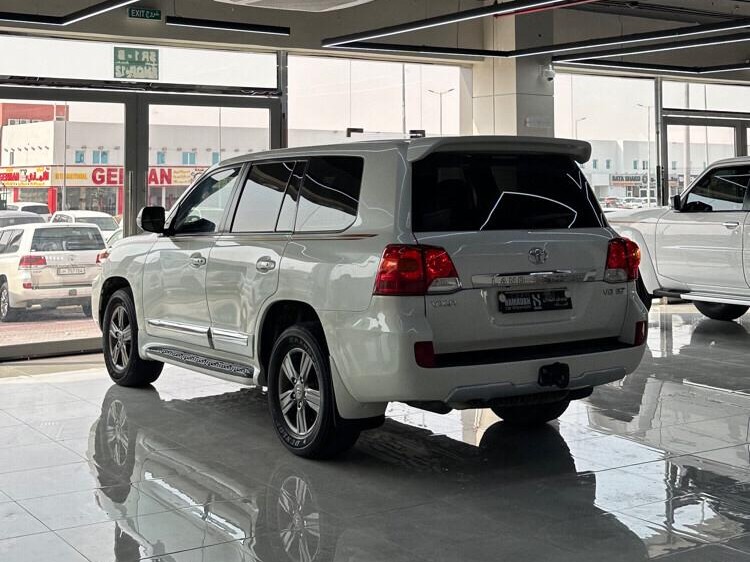 Toyota Land Cruiser VX.R 2015 - Image 4