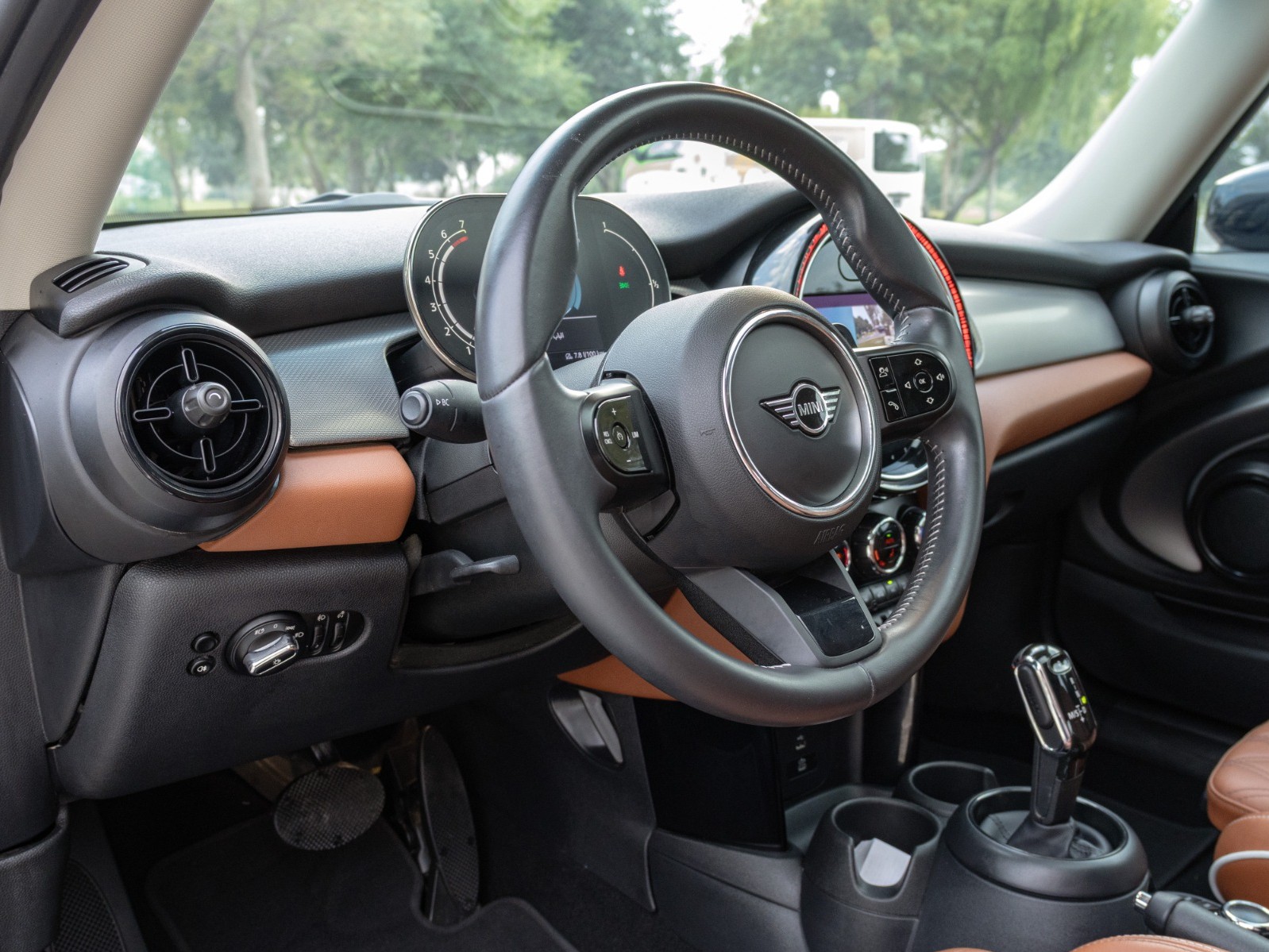 Mini Cooper S. 2023 - Image 3