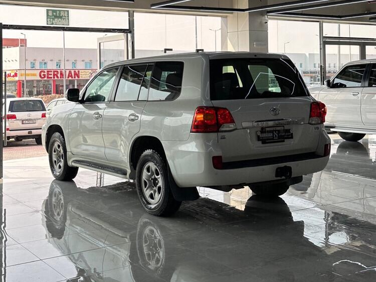 Toyota Land Cruiser G standard 2015 - Image 3