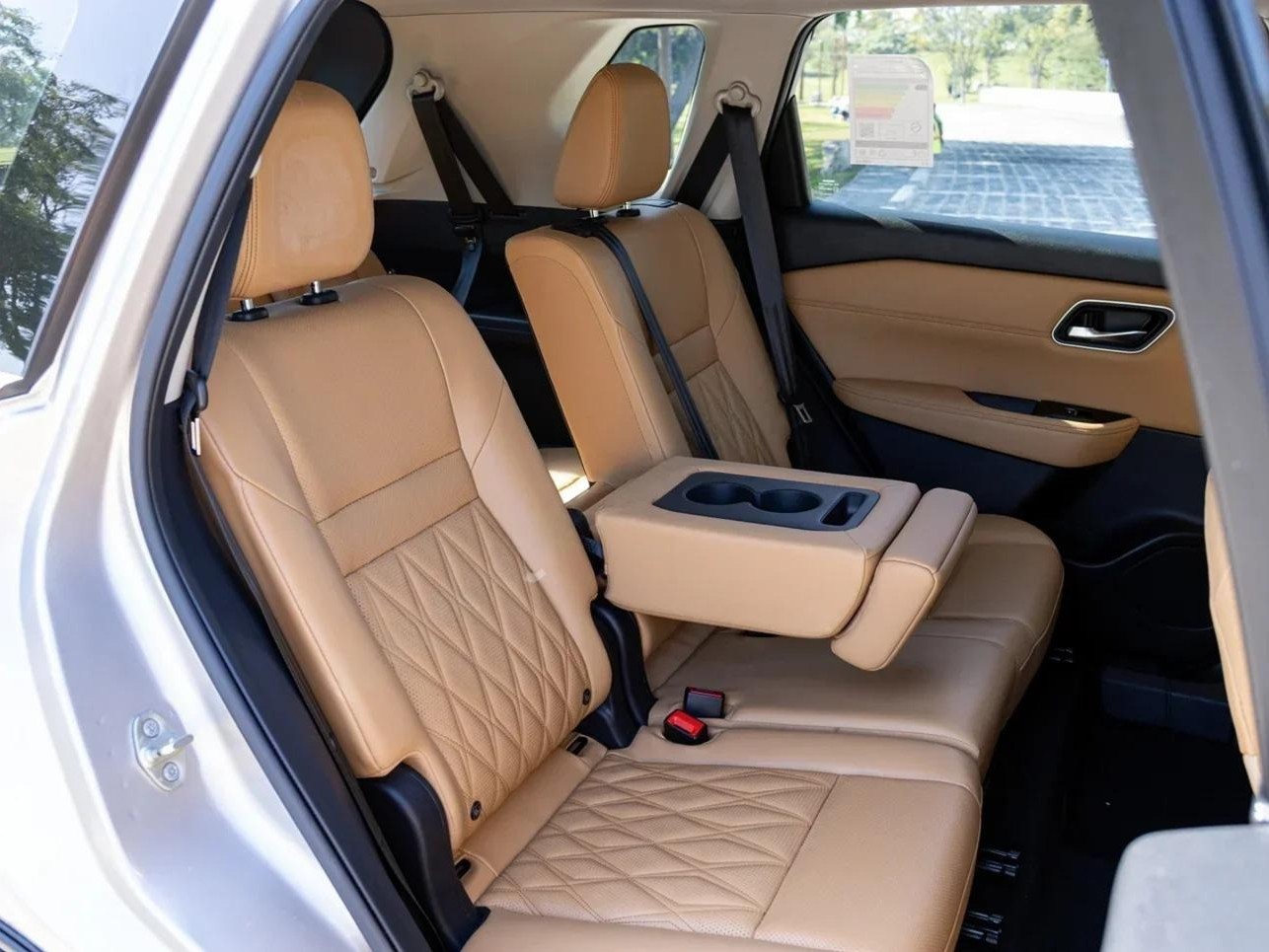 Nissan X-Trail SV 2023 - Image 3