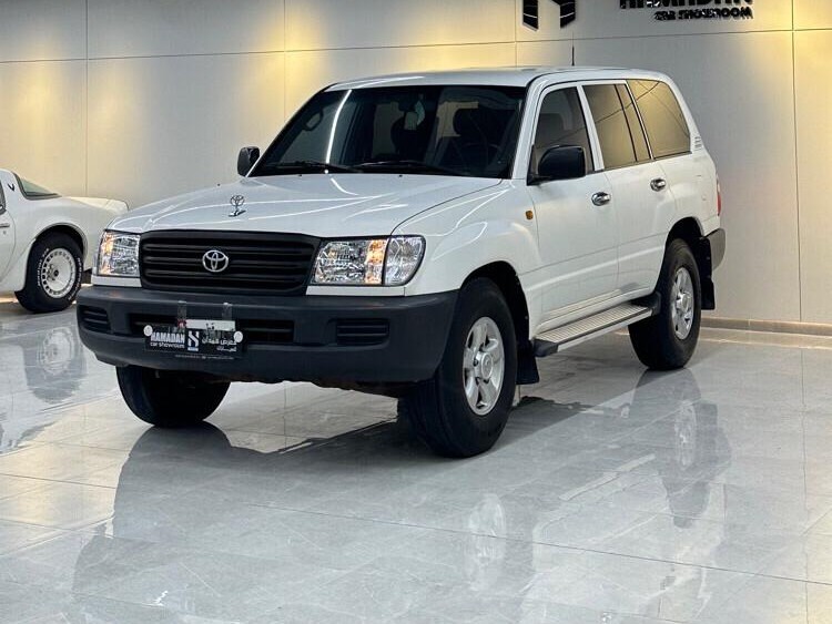 Toyota Land Cruiser G standard 2004 - Image 1
