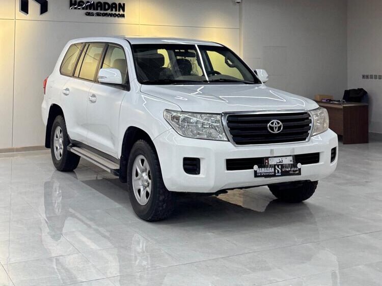 Toyota Land Cruiser G standard 2013 - Image 2