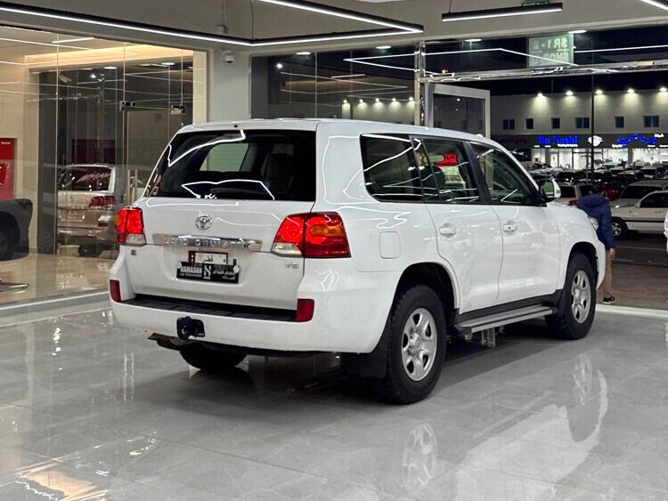 Toyota Land Cruiser G standard 2013 - Image 3