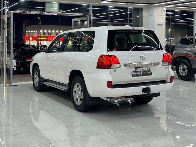 Toyota Land Cruiser G standard 2013 - Image 4