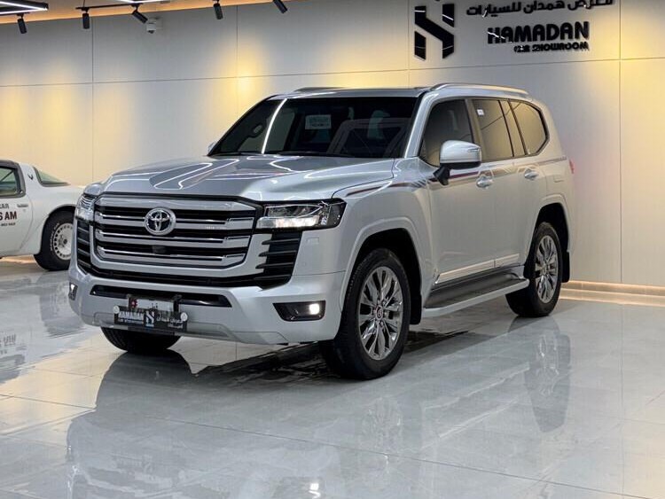 Toyota Land Cruiser GXR Twin Turbo 2024
