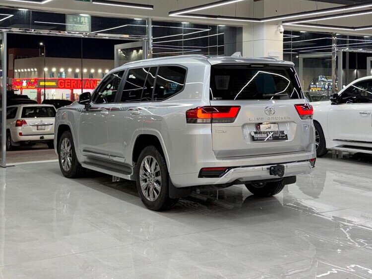 Toyota Land Cruiser GXR Twin Turbo 2024 - Image 4