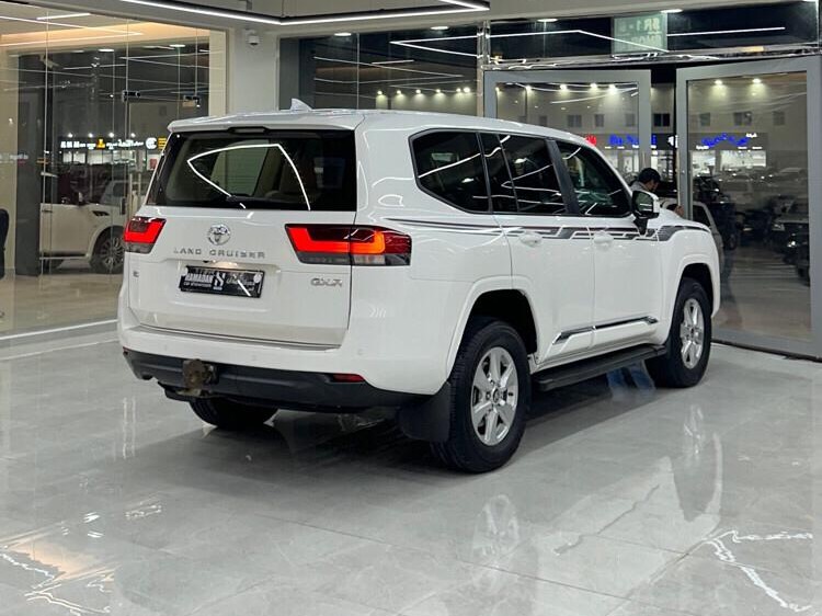 Toyota Land Cruiser GX.R 2022 - Image 3