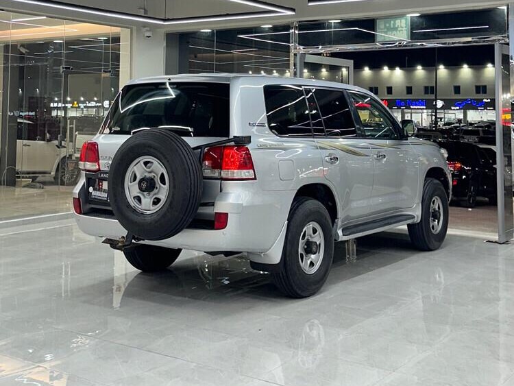 Toyota Land Cruiser G standard 2011 - Image 3