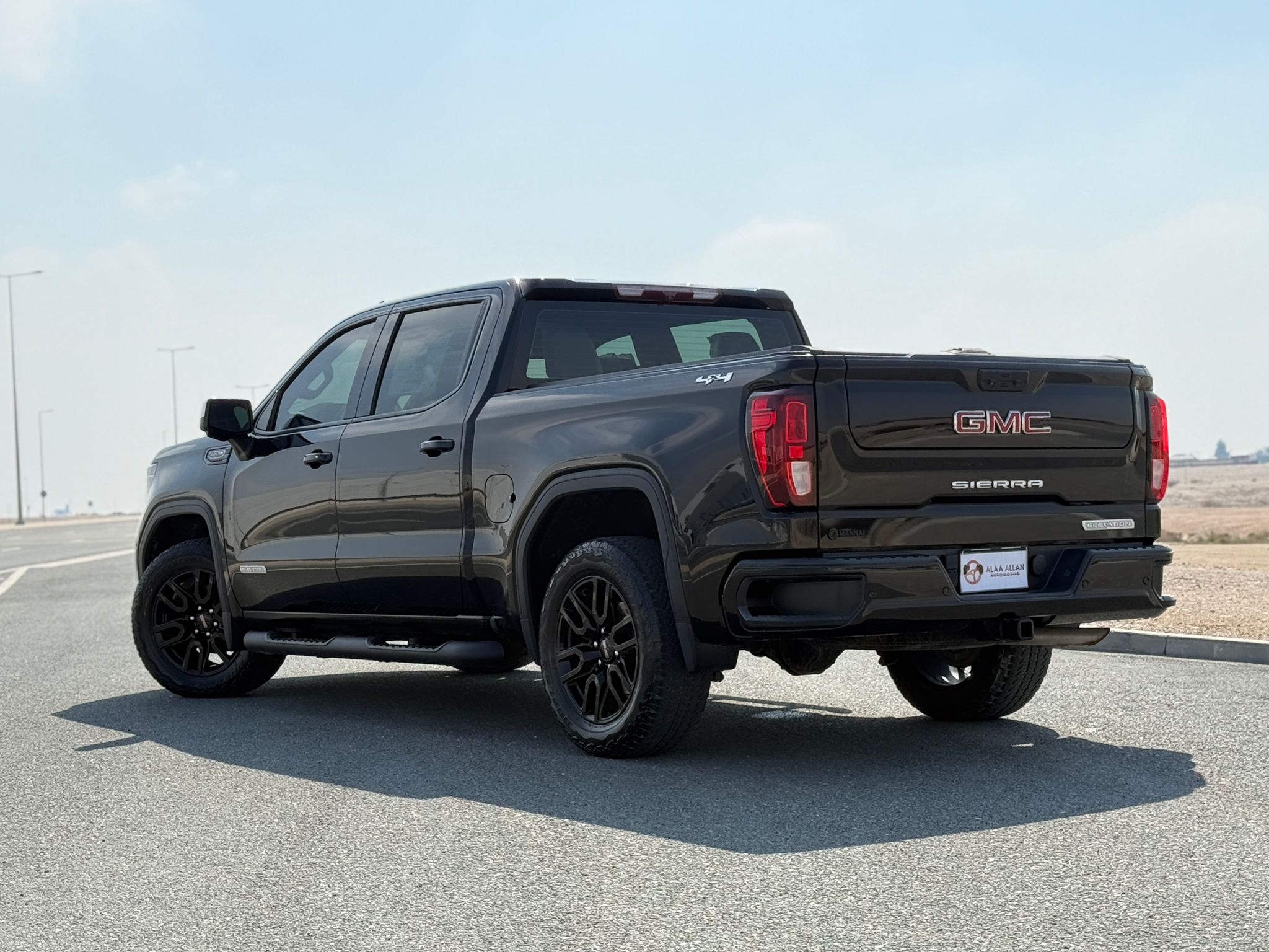 GMC Sierra Evolution 2023 - Image 2