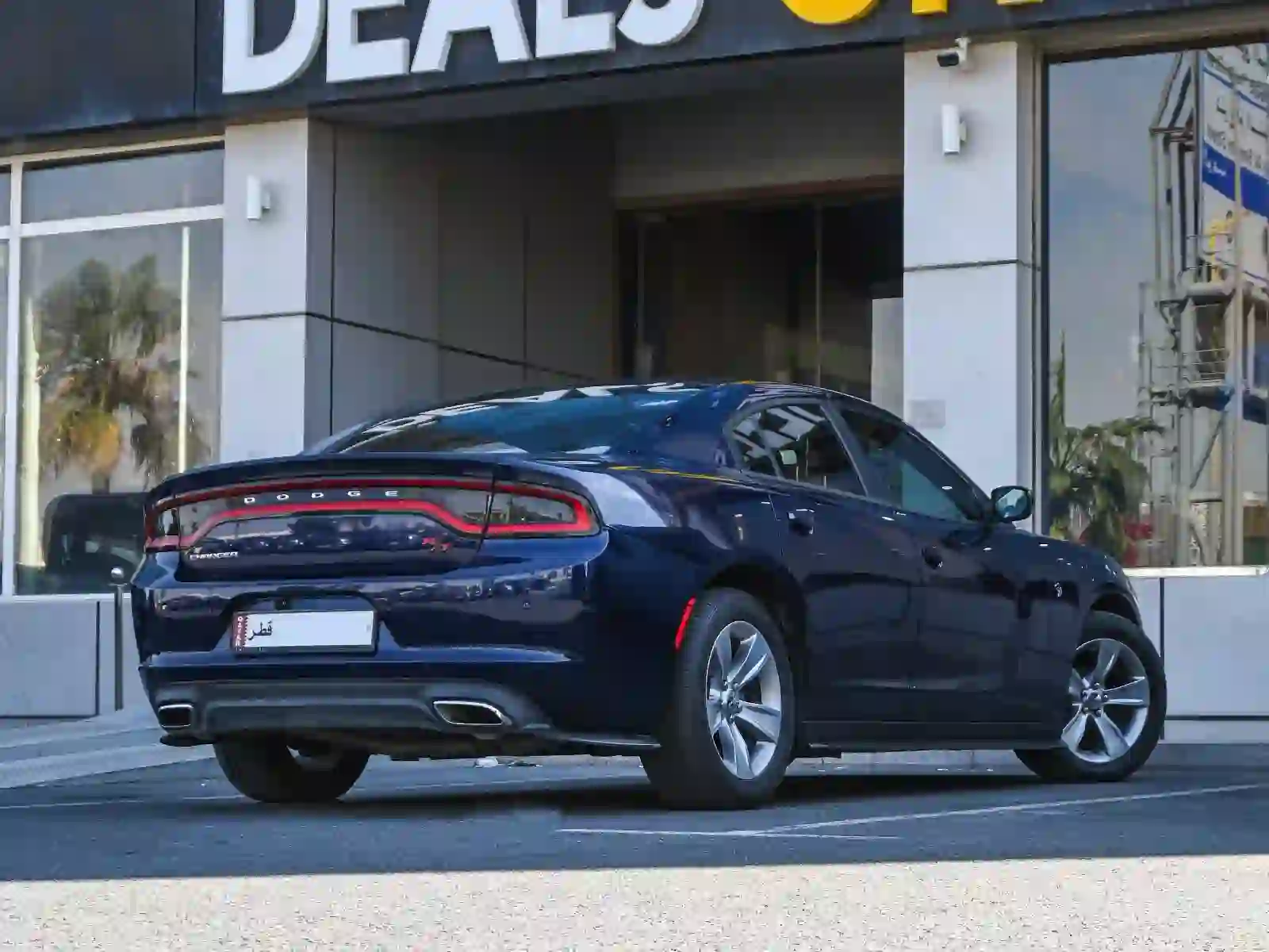 Dodge Charger 2017 - Image 2