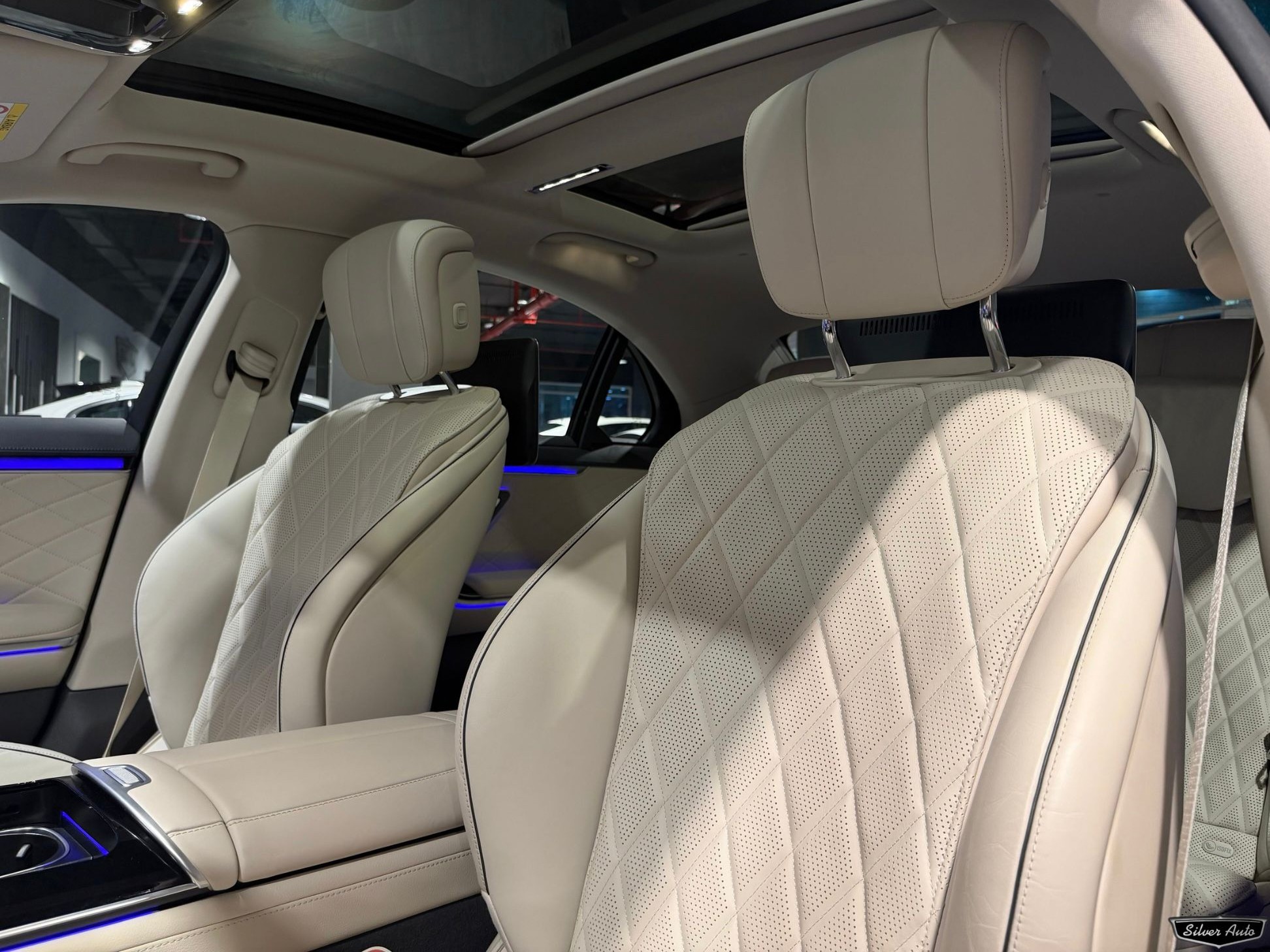 Mercedes-Benz S-Class Sedan 450 AMG 2024 - Image 4