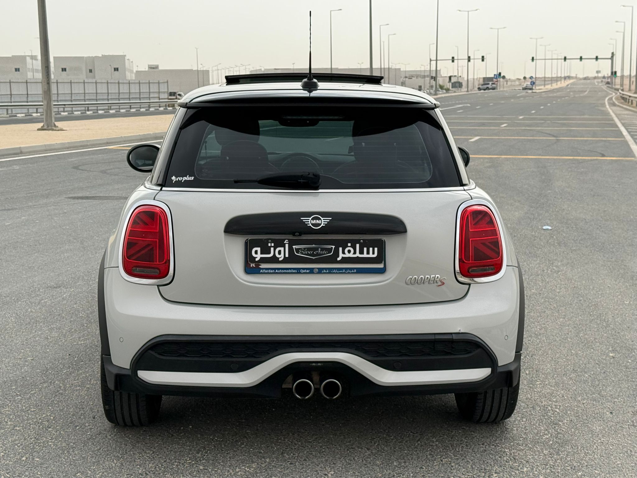 Mini Cooper S. 2023 - Image 3