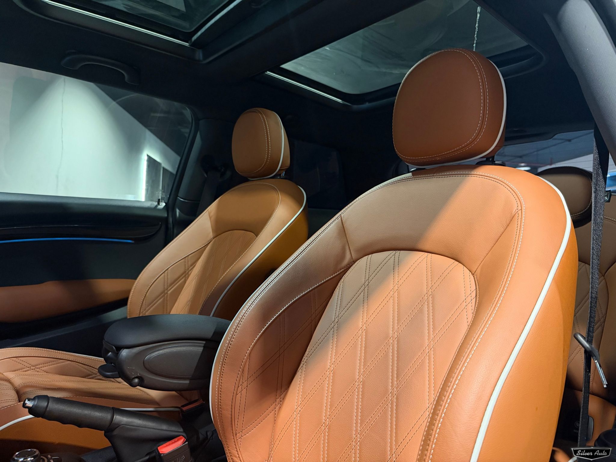 Mini Cooper S. 2024 - Image 2