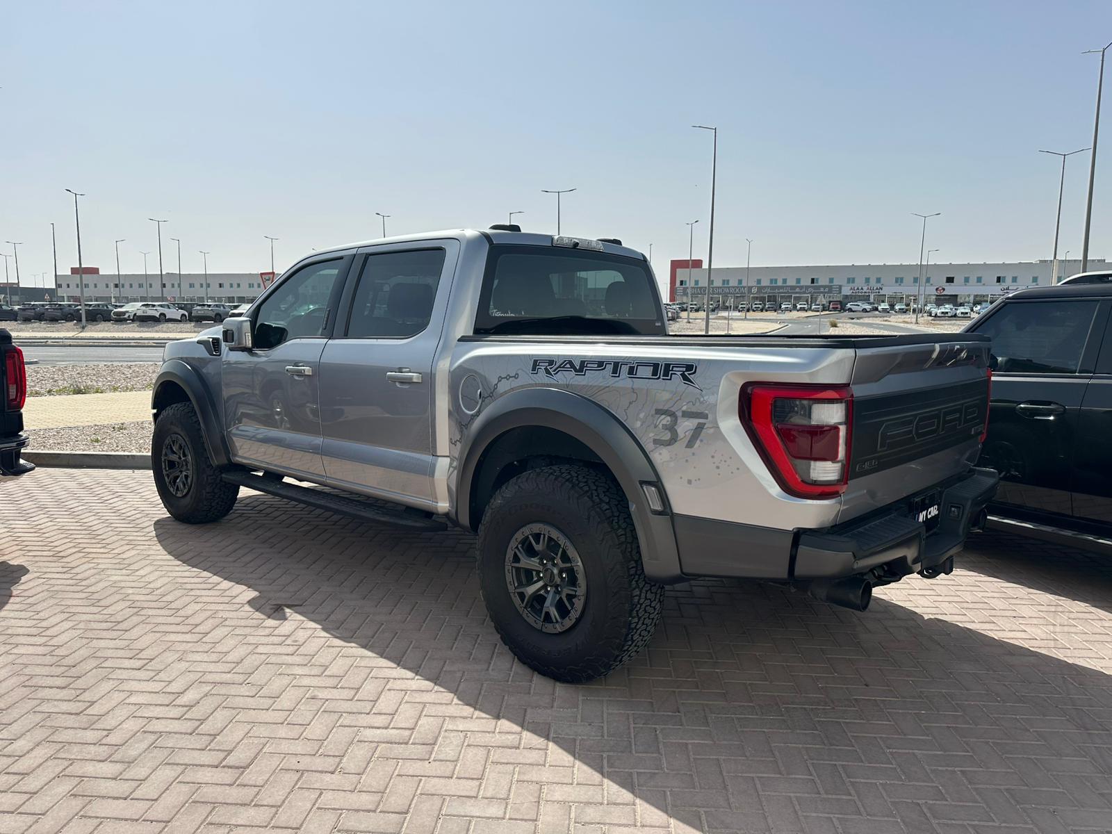 Ford Raptor 2022 - Image 4