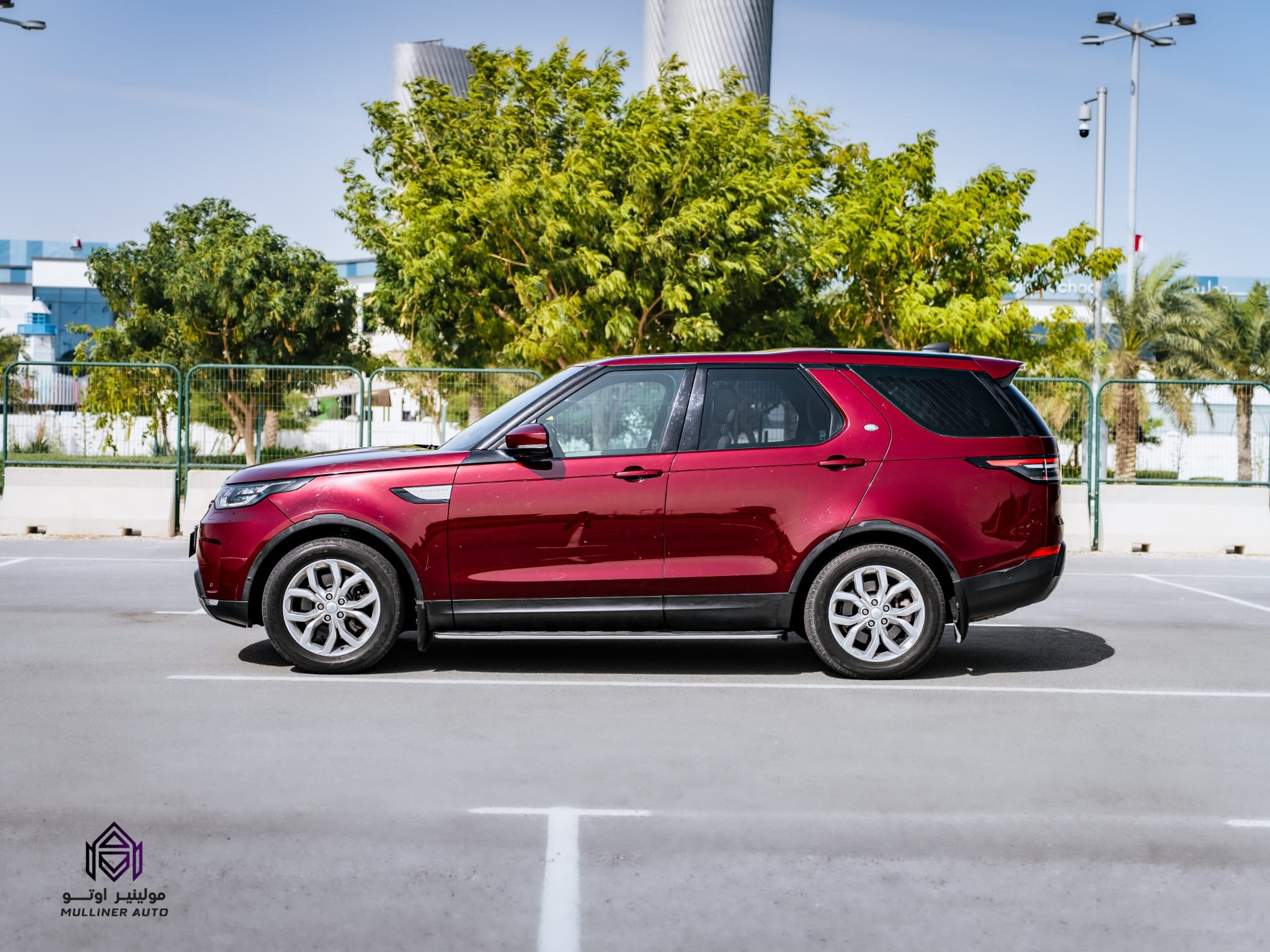 Land Rover Discovery 2017 - Image 3