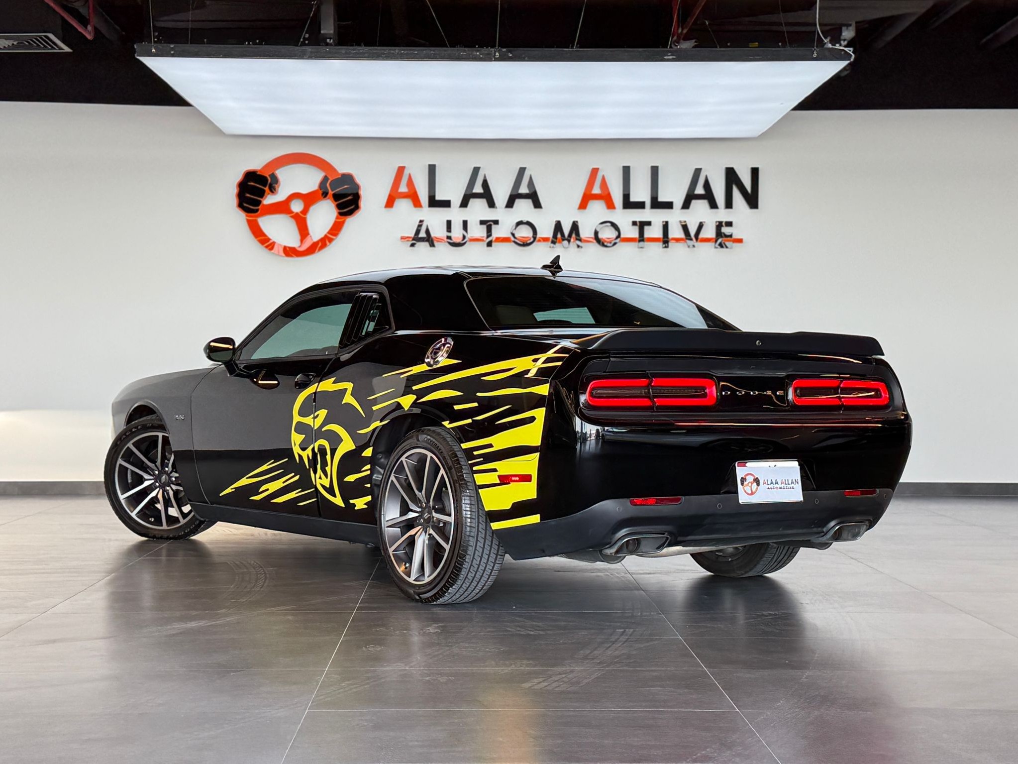 Dodge Challenger R/T 2023 - Image 4