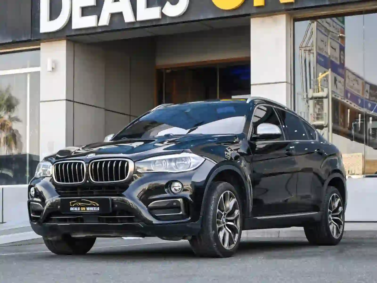 BMW X-Series X6 2015 - Image 1