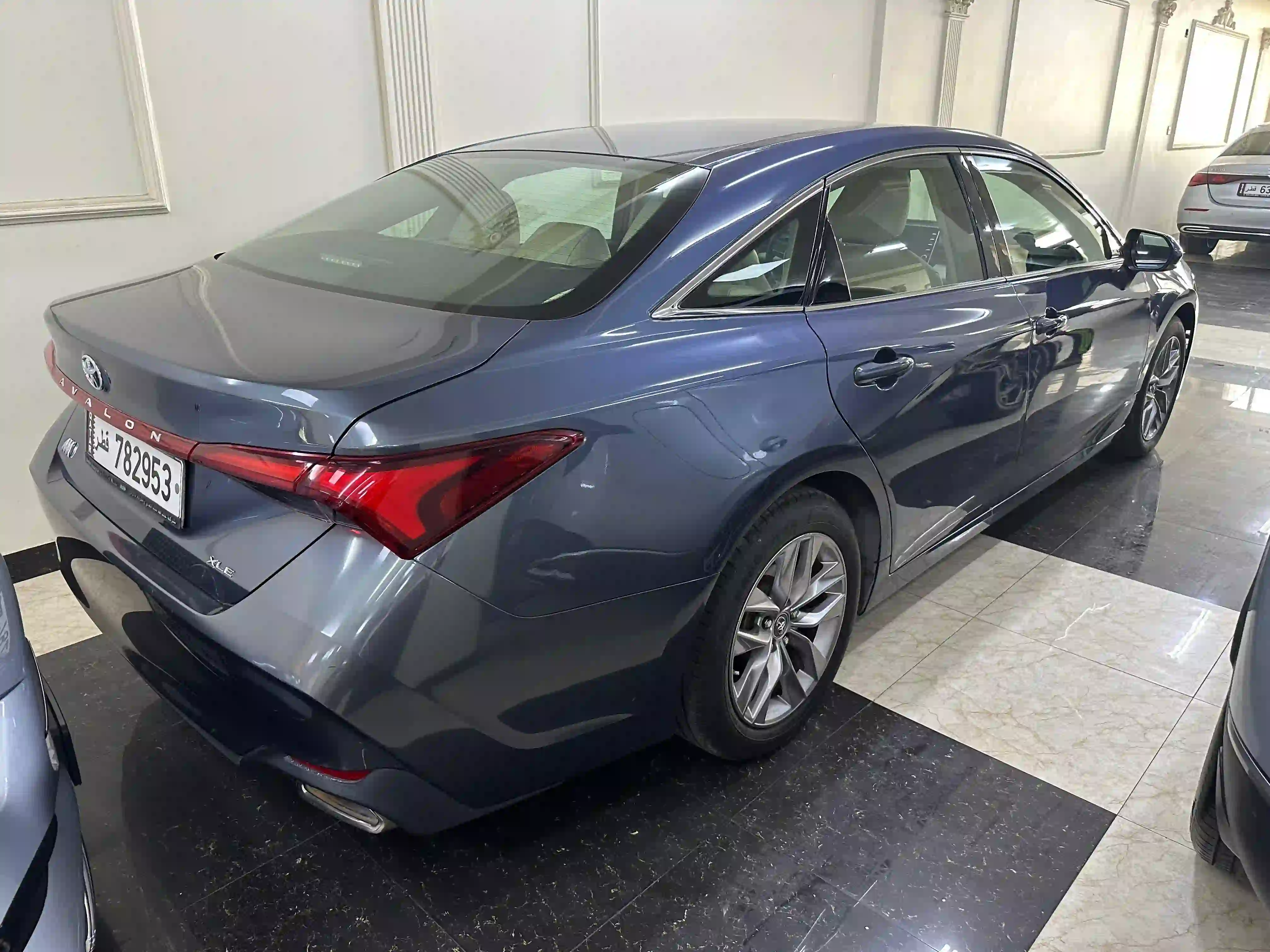 Toyota Avalon 2019 - Image 3
