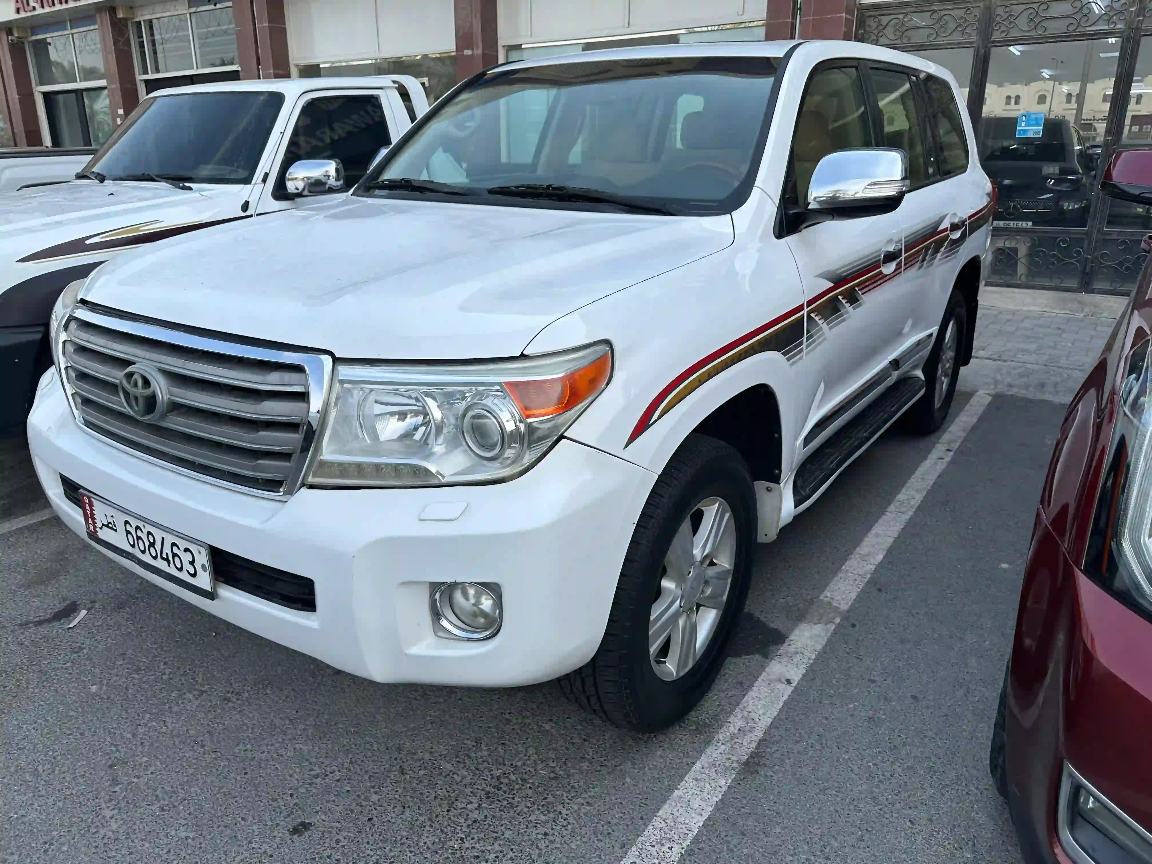 Toyota Land Cruiser GXR v8 2013 - Image 2