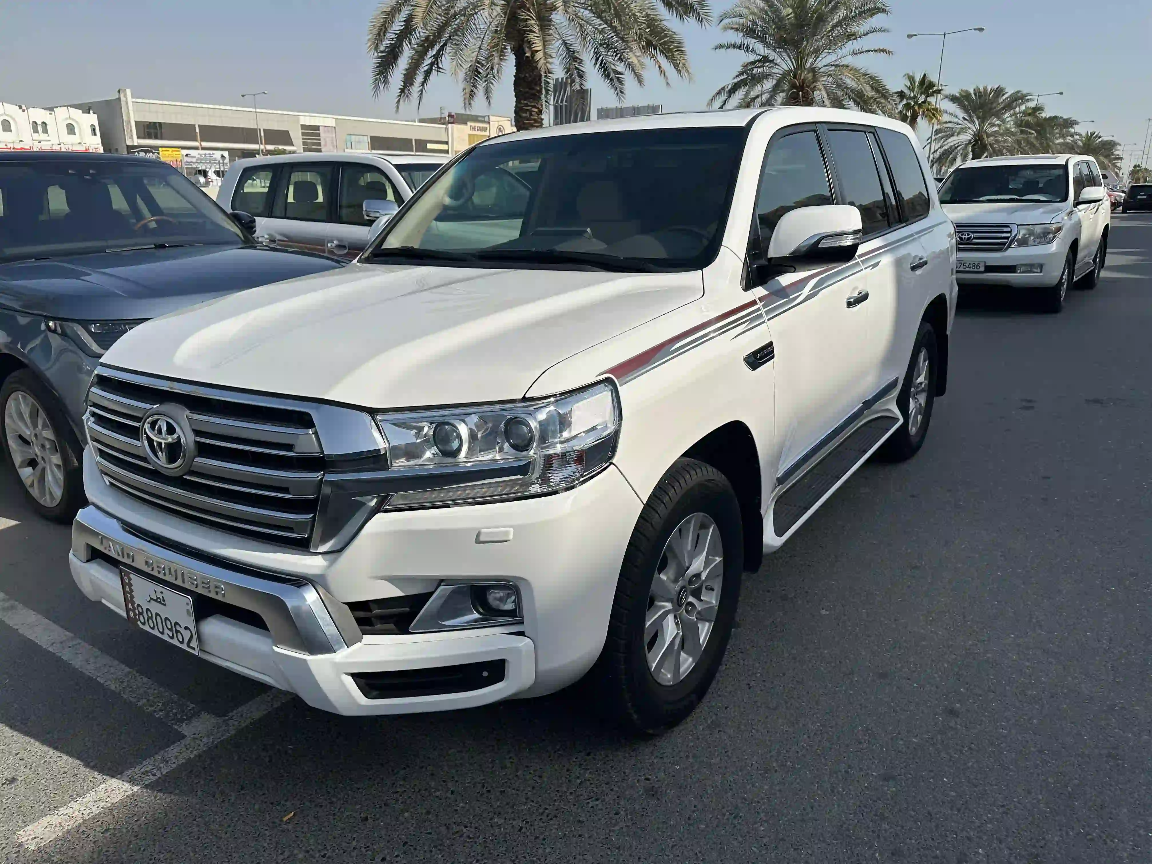 Toyota Land Cruiser GXR v8 2021 - Image 2