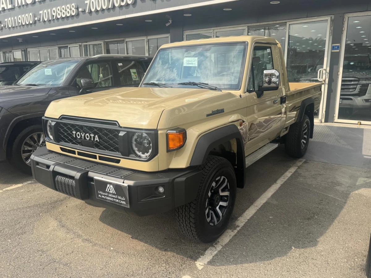 Toyota LX  2025