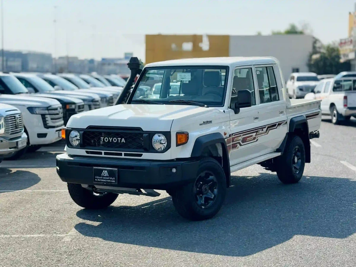 Toyota LX  2025