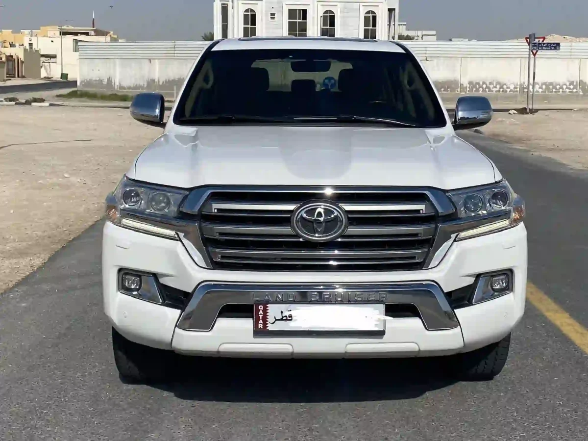 Toyota Land Cruiser GXR v8 2016