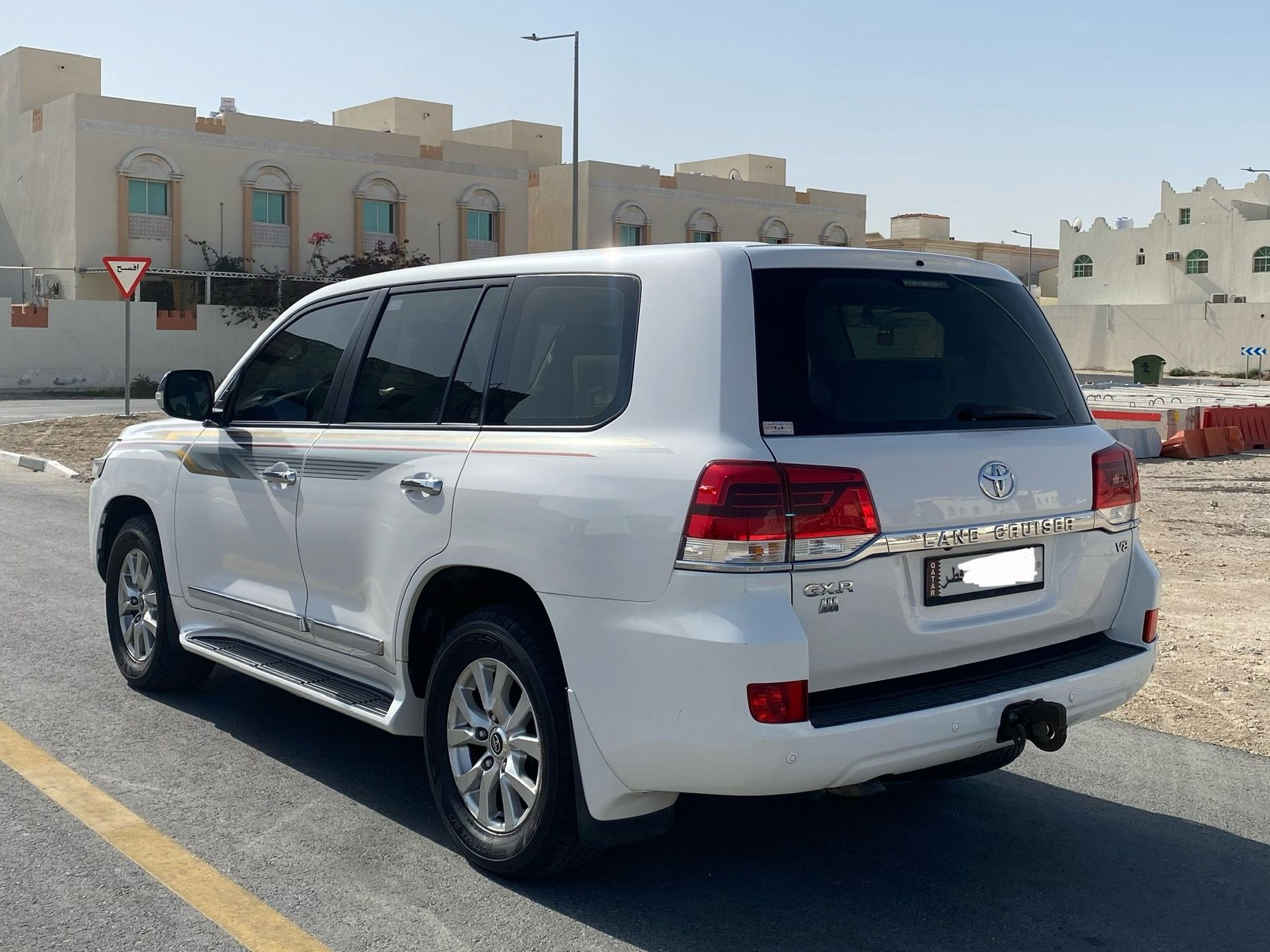 Toyota Land Cruiser GXR v8 2016 - Image 4