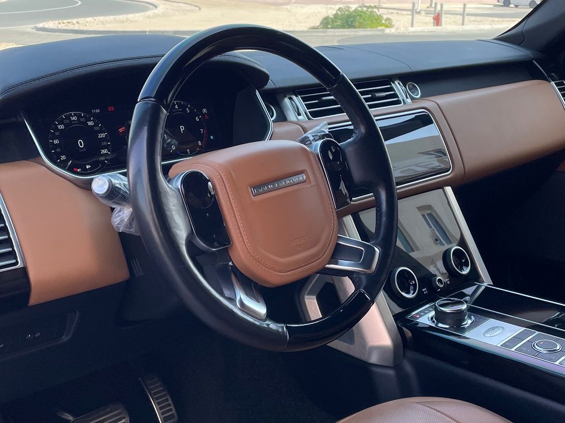 Land Rover Range Rover Vogue SE SuperCharged 2019 - Image 3